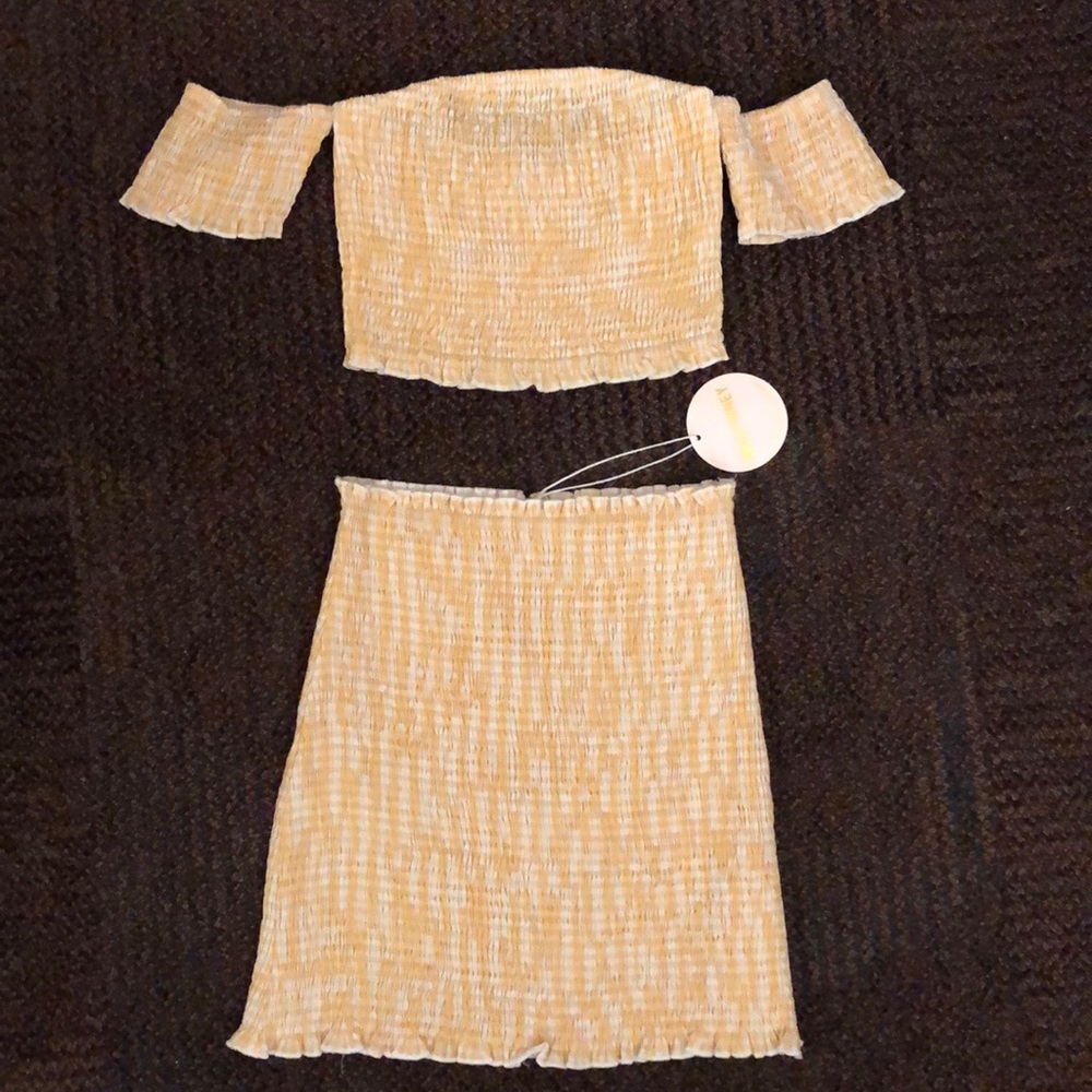 Yellow gingham set